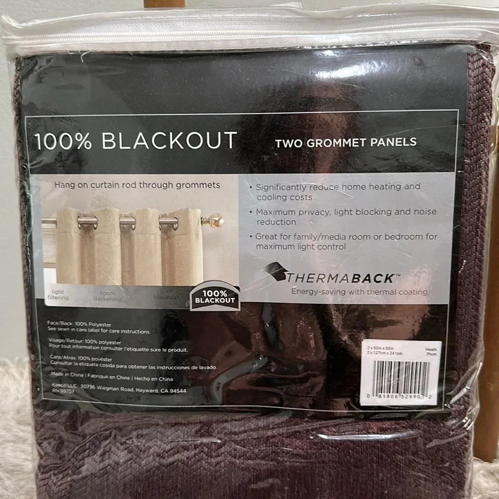 Eclipse Absolute Zero 100% Blackout Two Grommet Top Panels 50 in x‎ 95 in